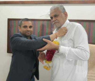 Viral Parekh with Shri Parshottam Bhai Rupala Ji